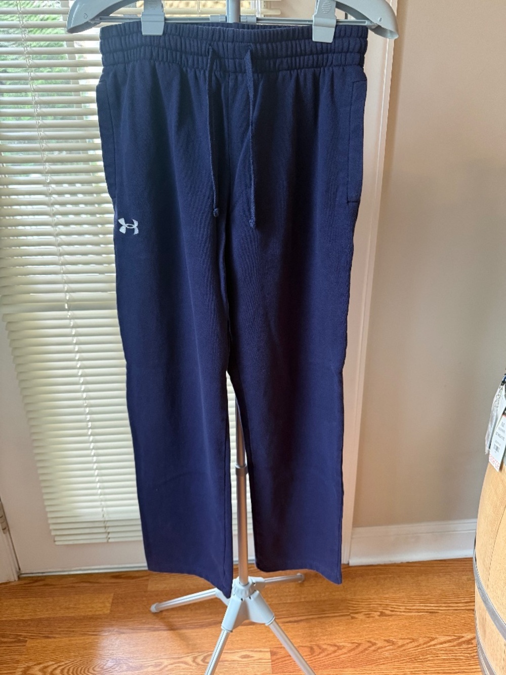 Under Armour Men’s Large Navy Blue Fleece Sweatpants Jogger Pants